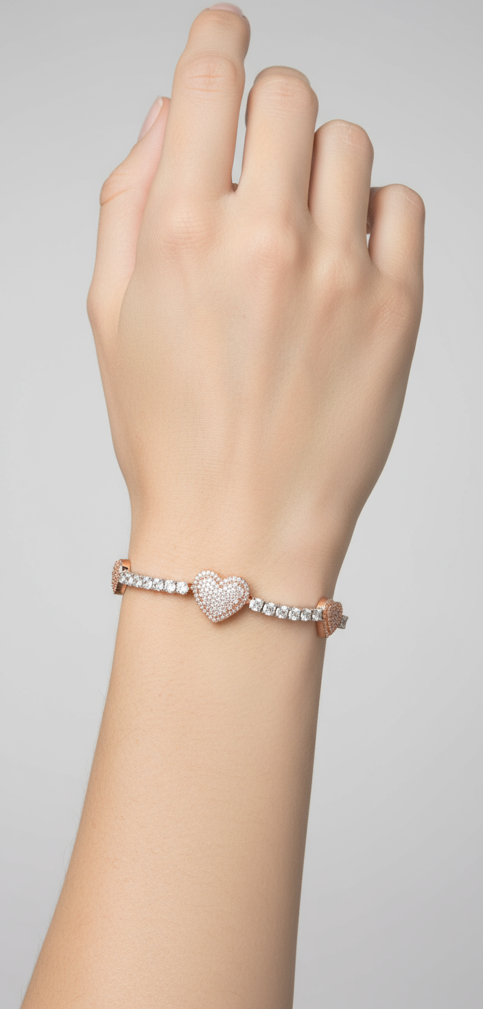 Amora Heart VVS Moissanite Tennis Bracelet |Silver, Gold & Rose Gold |