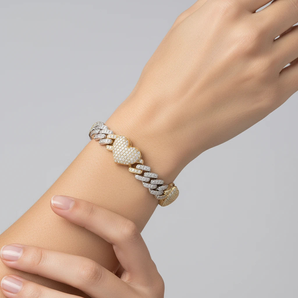 The Romea Bracelet | Heart VVS Moissanite Cuban Bracelet | Italian Silver